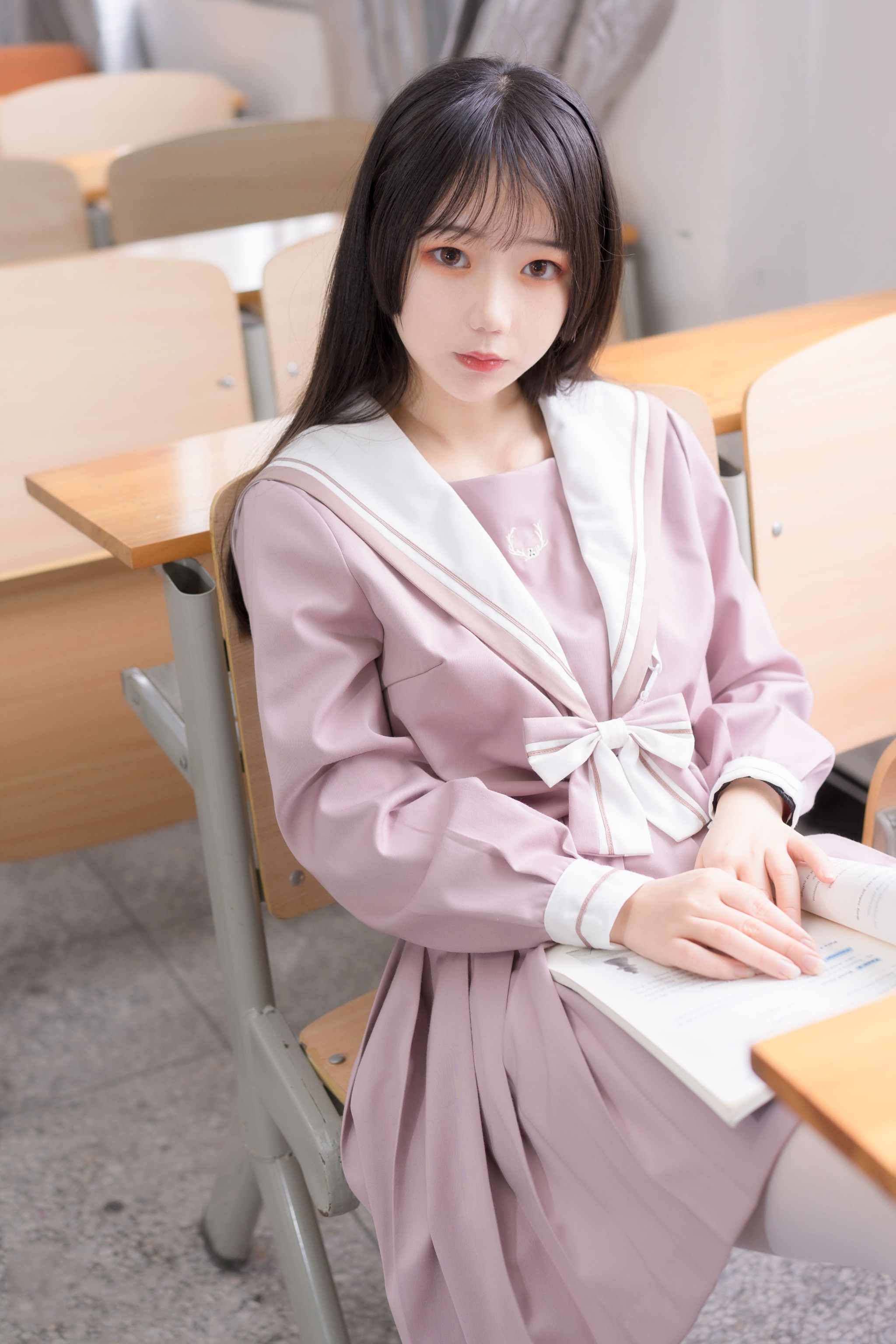 风之领域 - NO.211 粉色JK小姐姐 [49P]-XikXak